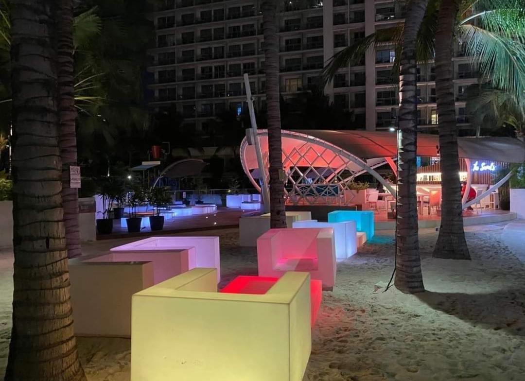 Sm Bicutan Condotel Manila Luaran gambar